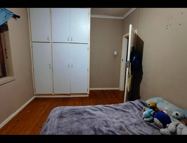 5 BEDROOM HOUSE FOR SALE IN THORNTON